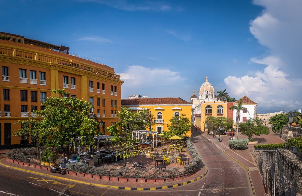 cartagena colombia pg travel expeditions